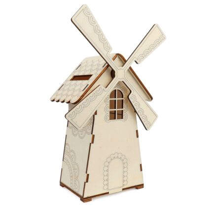Rozmery: 9x8x21 cm